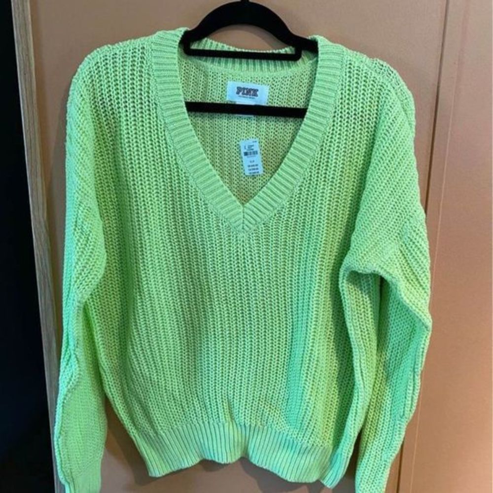 Pink Victoria’s Secret boyfriend knit sweater Sz small Lime Green Oversized new - Picture 1 of 6